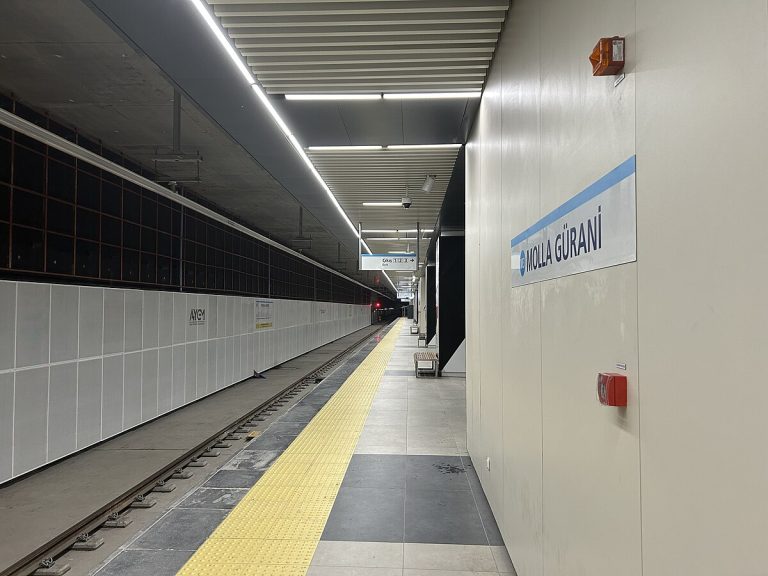 Molla Gürânî Durağında Hangi Noktada İnilir? Merak Edilen Durak Rehberi - Kapak Görseli