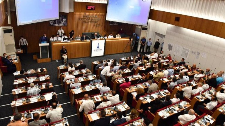 Arbede ve kargaşanın Farkları ve Ortak Noktaları [Uzman Rehber] - Kapak Görseli