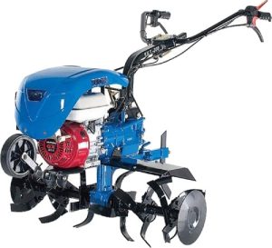 Yağmur Çapa Motoru Kırmızı Kaç Beygir Gücünde? Merak Edilen Detaylar! - Kapak Görseli