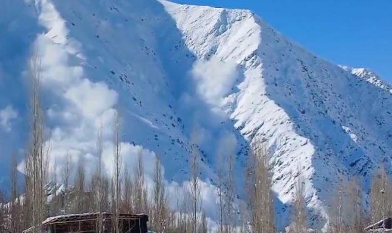 Yüksekova Çığ Düşüşünün Kesin Nedeni ve Önlemleri [2026] - Kapak Görseli