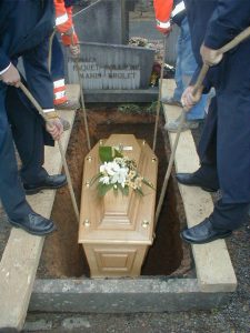 Mezar Tabut Kullanımının Kesin Nedenleri ve Püf Noktaları [2026] - Kapak Görseli