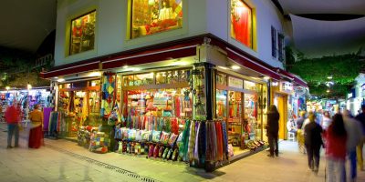 Gümbet Emin Alter Bulvarı Hoca Ahmet Yesevi Sokak No:208 Adresine En Yakın AVM Rehberi [2026] - Kapak Görseli