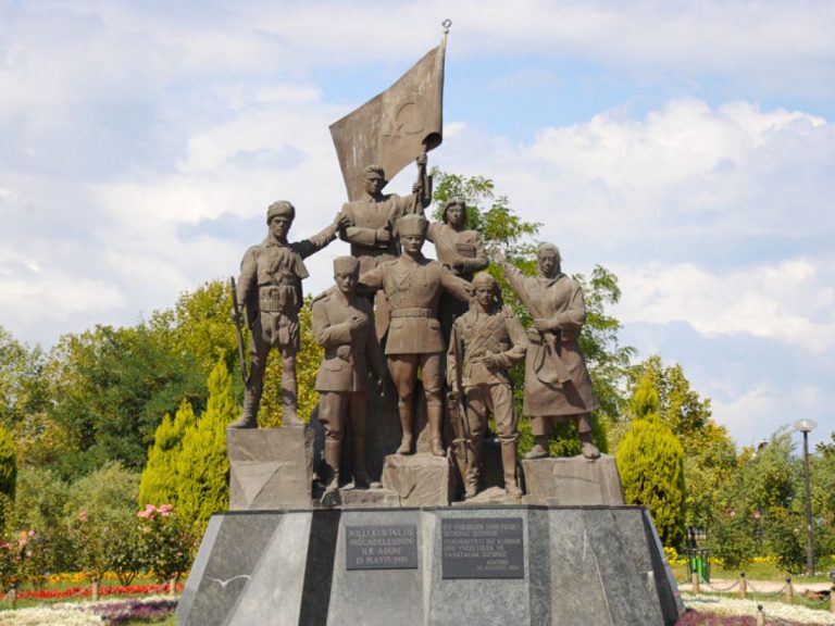 Samsun’un Tarihî Dokusu ve Eski Hali Hakkında Kesin Bilgiler [2026] - Kapak Görseli